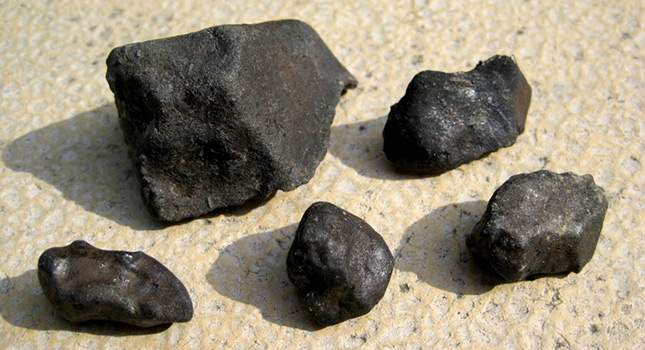 meteorite-finds-how-to-identify-03