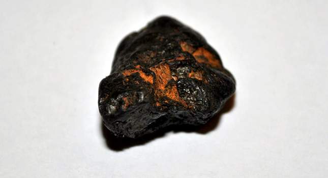 meteorite-finds-how-to-identify-04