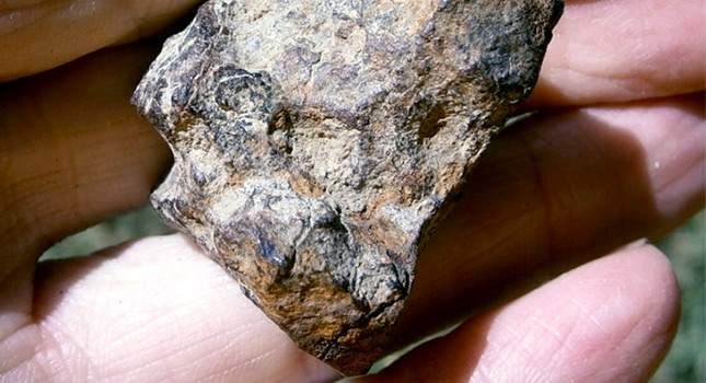 meteorite-finds-how-to-identify-07