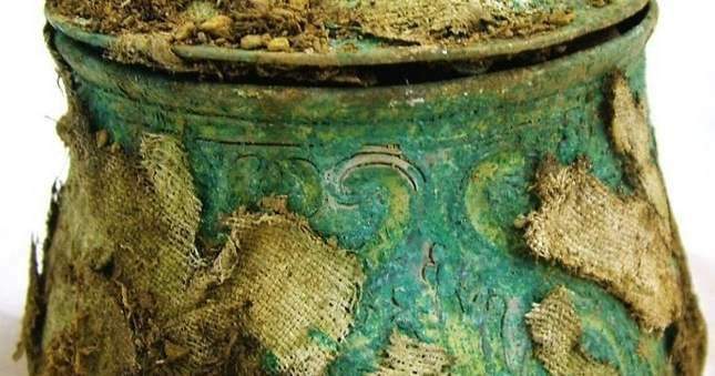 Found: a marvelous pot of Viking treasure (contains gold)