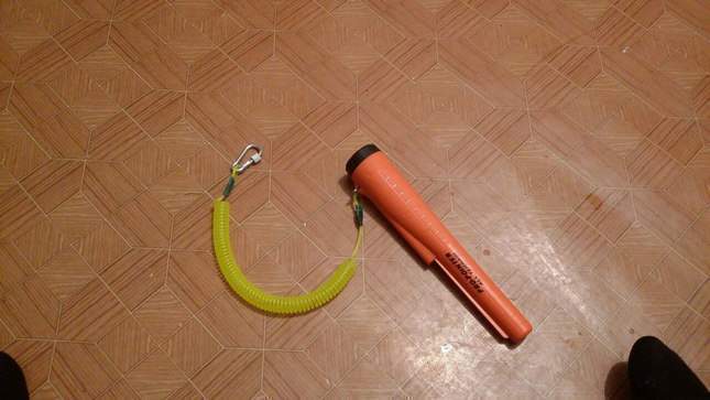 diy-coiled-lanyard-for-pinpointer-09