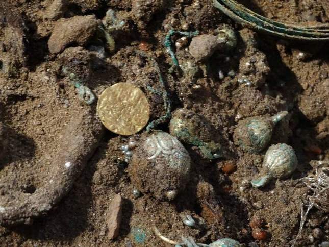 Hoard of gold coins found on January 2nd 2018