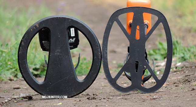 Comparison: Quest PRO vs Minelab X-Terra 705. Which is better to buy?